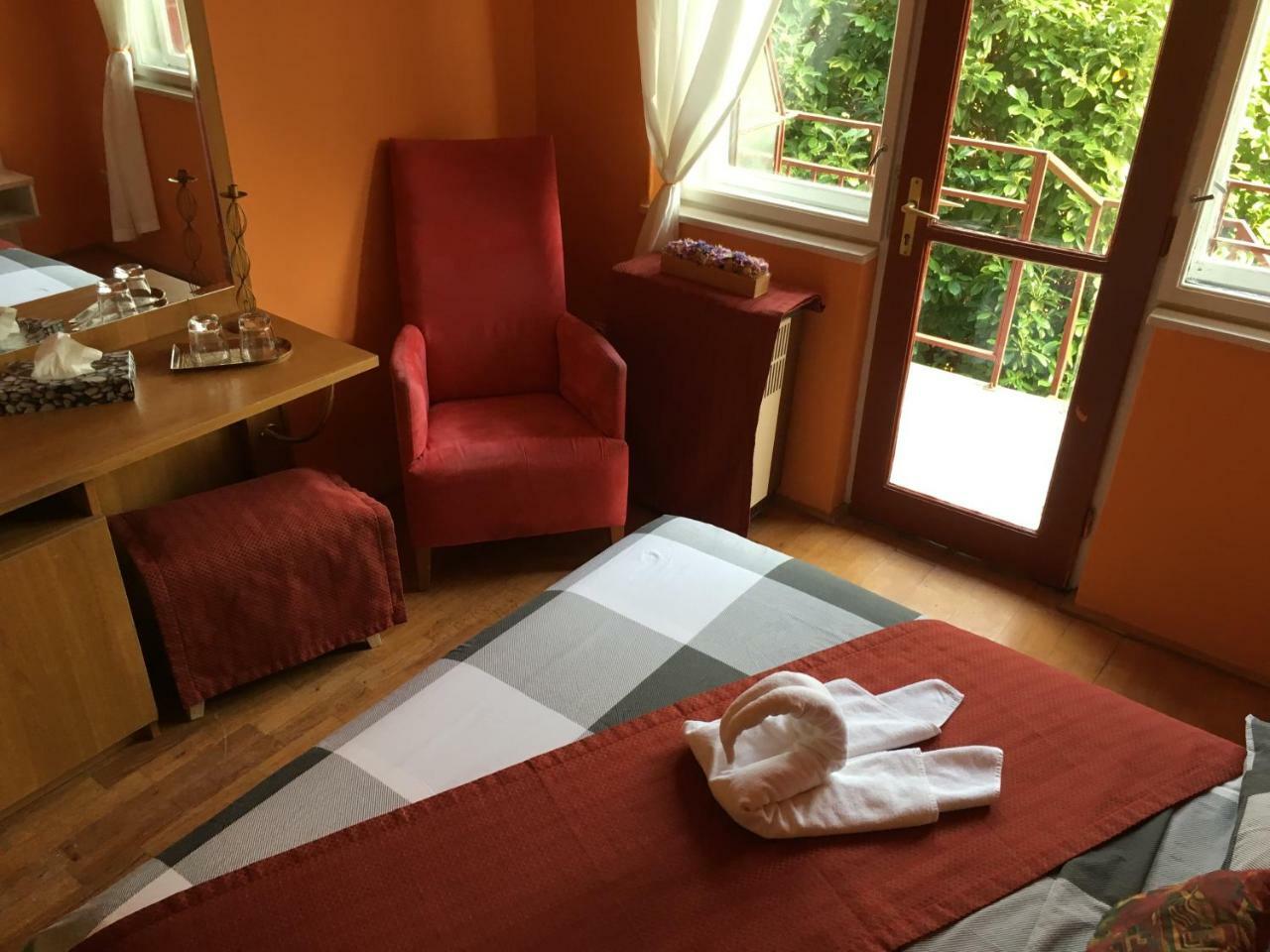 Balatoni Retro Villa Balatonfenyves Eksteriør bilde